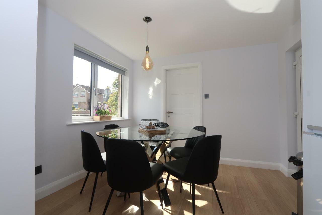 Dunfermline - Luxury 3 Bedroom 2 Bathroom Detached House With Garden ภายนอก รูปภาพ